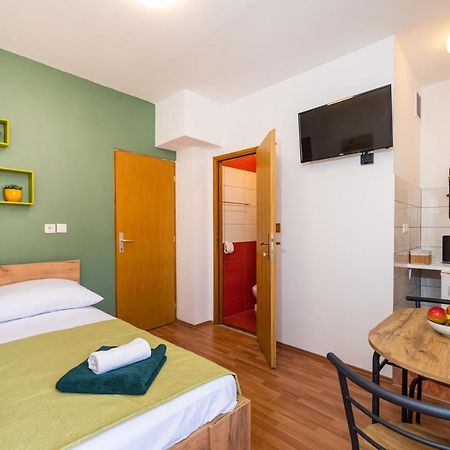 Studio And Rooms Zadar City Wall Екстериор снимка